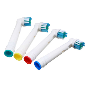 Les dents sont populaires pour le nettoyage des têtes de brosse à dents Oral B (lot de 4) - Product Image 4