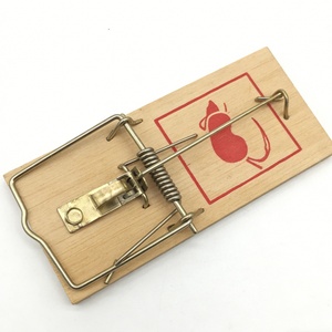 Piège à souris en bois réutilisable pour le contrôle des rats en intérieur et en extérieur - Product Image 1