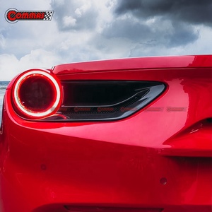 Couvre-feux arrière de style capot en fibre de carbone sèche de qualité supérieure pour Ferrari 488 - Product Image 1