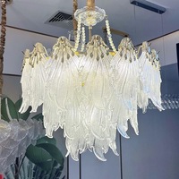 Lustre suspendu LED de luxe moderne Luminaire d'intérieur fait à la main Feuille de verre transparente Hauteur réglable