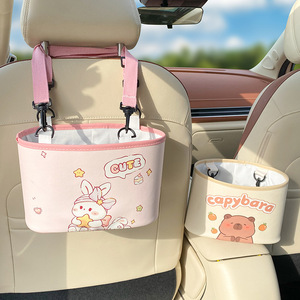 Organizador de Asiento Trasero de <span class=keywords><strong>Coche</strong></span> con Diseño de Capibara, Bolsa de Almacenamiento Colgante de Felpa, Accesorio Interior para Auto con Múltiples Bolsillos para Niños y Mujeres - Product Image 1