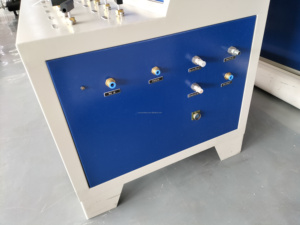 Test hydraulique pneumatique contrôlé par ordinateur pour les soupapes de sécurité - Product Image 6