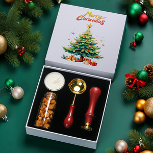 Ensemble de sceau à cire de Noël avec tampon métallique à manche rouge et bougie pour sceller les cadeaux - Product Image 4