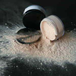 Commercio all'ingrosso di Trucco Forniture di Alta Vendita di Finitura Olio-controllo di Trucco In Polvere Sciolto impostazione in polvere Per Il <span class=keywords><strong>viso</strong></span> <span class=keywords><strong>make</strong></span> <span class=keywords><strong>up</strong></span> - Product Image 1