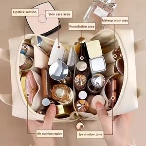 THK Vente en gros Organisateur cosmétique portable de grande capacité avec sacs à fermeture éclair Ensemble de sacs de maquillage en cuir PU - Product Image 6