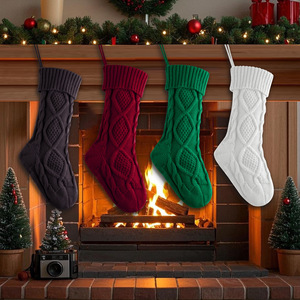 Chaussette de Noël brodée rouge en gros, personnalisée avec logo, grande taille, bon marché, pour cadeaux de Noël 2025 - Product Image 2