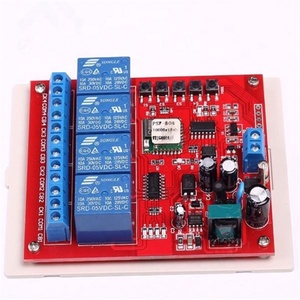 Module <span class=keywords><strong>de</strong></span> relais Wi-Fi 4 canaux 220V avec contrôle à distance sans fil par application téléphonique, fonction <span class=keywords><strong>de</strong></span> verrouillage automatique et d'interverrouillage, avec boîtier - Product Image 3