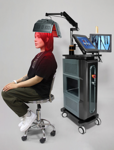 Máquina de Terapia Capilar 5 en 1 Avanzada para el Crecimiento del Cabello, Análisis Capilar y Tratamiento de la Caída del Cabello - Product Image 2