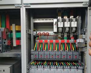 Switchgear Factory 380V 600V Tipo GCK Sistema de distribución de energía Interruptor Panel de gabinete Bajo voltaje Extraer Switchgear - Product Image 6