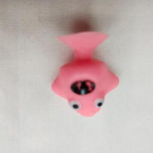 Vente en gros de jouets éducatifs Strikeez animaux de dessin animé Mini caoutchouc et plastique coloré certifié CE pour enfants avec capsules - Product Image 2