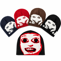 Bonnet en tricot jacquard à motif visage humain effrayant pour Halloween, en acrylique extensible contrastant, idéal pour les fêtes costumées d'Halloween, les déguisements de rue et les tenues de cosplay.