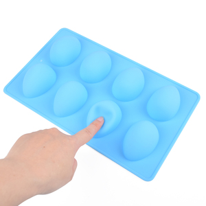 Moules à gâteau en silicone en forme d'œuf de Pâques à 8 cavités avec logo personnalisé, fournitures de cuisson bon marché, plateaux pour chocolats et bonbons - Product Image 4