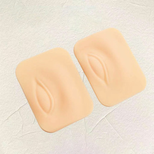 Peau d'entraînement en silicone 3D réaliste, épaisseur 1,2 cm, pour la formation des débutants en maquillage permanent (sourcils, eye-liner) - Product Image 1