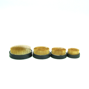 Kenzan Rotondo per Ikebana in Acciaio Inox/Ottone con Guarnizione in Gomma per Composizioni Floreali Giapponesi - Product Image 1