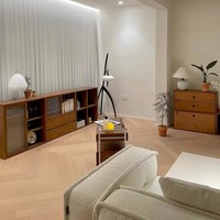 Bibliothèque et meuble TV en bois massif antique avec porte coulissante, rangement au design moderne pour petits meubles de maison