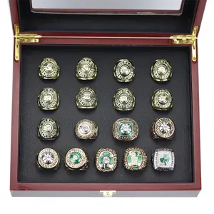 17 Boston Celtics championship ring set con scatola di legno