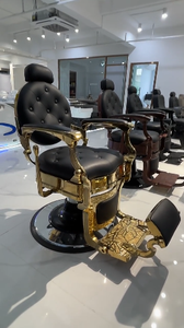 เก้าอี้ตัดผมสไตล์โบราณสีดำทองหุ้มหนังแบบมีปุ่ม  พร้อมปั๊มไฮดรอลิกฐานกลม สำหรับร้านตัดผม ขาย - Product Image 3