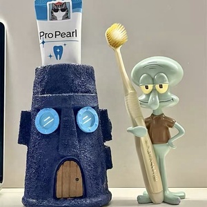 <span class=keywords><strong>Bob</strong></span> the SquarePants Octopus Résine Ornement de bureau fait à la main Porte-stylo et brosse à dents mignon pour salle de bain pour les vacances et les cadeaux - Product Image 2