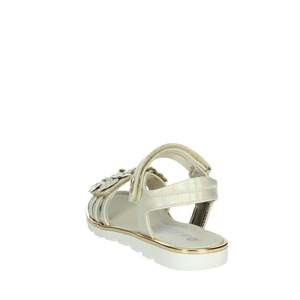 Sandalias Asso para Niña AG-17210, Sandalias de Plataforma con Decoración de Flores Blancas y Plateadas - Product Image 2