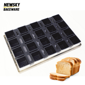 ถาดอบขนมปังทรงสี่เหลี่ยม NEW SKY BAKEWARE 20 ช่อง แบบไม่ติดกระทะ เป็นมิตรกับสิ่งแวดล้อม ทนทาน ผลิตจากอลูสตีล สีดำ ขนาดเล็ก สำหรับขนมปังโรล  สามารถปรับแต่งได้ - Product Image 2