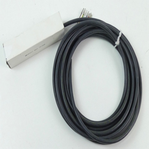 Plc <strong>Escha</strong> 8mbm8-3p2-5/s1117 8-channel Sensor Distributor 8018114 -unused/original Packaging- for Warranty Product - Product Image 1