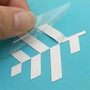 Logos 3D en silicone blanc gaufré par transfert thermique 2026 pour vêtements de yoga, accessoires de patch de poitrine, pressage à chaud - Product Image 1