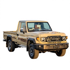 Toyota Land Cruiser 79 Pickup 5 portes 5 places SUV 8 cylindres 4.0L essence automatique 2025 d'occasion, premier propriétaire, conduite à gauche, intérieur tissu foncé - Product Image 1