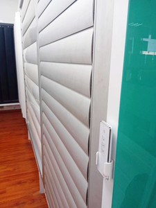 Aileron en aluminium <span class=keywords><strong>Lame</strong></span> <span class=keywords><strong>de</strong></span> persienne en alliage d'aluminium <span class=keywords><strong>Lame</strong></span> <span class=keywords><strong>de</strong></span> persienne solaire Fenêtres Volets extérieurs Ventilation Persiennes - Product Image 4