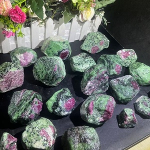 Hot Bán Nguyên Liệu Tự Nhiên Tinh Thể Ruby Trong Zoisite Khoáng Sản Mẫu Nguyên Đá Cụm - Product Image 4