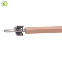 Vente en gros OEM Cintre en bois personnalisé pour vêtements pour jeans, pantalons, jupes pour une utilisation dans une armoire ou une salle de bain