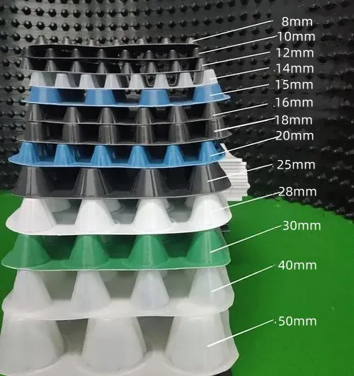 Pannello di drenaggio in plastica HDPE da 8-30mm per membrana greenroof