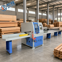 Scie bois CNC automatique PLC OMRON Coupe transversale robuste haute vitesse pour palettes en bois Equipement