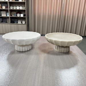 قاعدة بيضاء كريمية يدوية الصنع ، صفيحة زخرفية حديثة كبيرة على سطح الطاولة واسعة الفم مرتفعة - Product Image 6