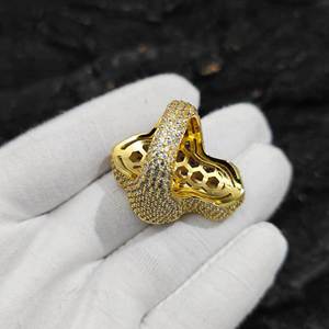 Anillo de cruz con circonitas incrustadas en cobre estilo hip-hop, joyería de marca de moda personalizada para hombre, venta al por mayor - Product Image 5