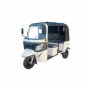 <span class=keywords><strong>Tuk</strong></span> <span class=keywords><strong>Tuk</strong></span> Africano a Tre Ruote, Produttore di Risciò per Passeggeri con Capacità a Tre File e Doppia Fila - Product Image 2