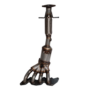 Convertitore Catalitico a Montaggio Diretto per <span class=keywords><strong>Ford</strong></span> Focus 1.8 Vecchio Modello Euro <span class=keywords><strong>III</strong></span> Euro IV Sistema di Scarico Auto - Product Image 1
