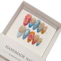 Ongles courts en amande faits à la main, motif floral 3D Hibiscus, French manucure à carreaux bleus et étoiles de mer, ongles d'été tropicaux pour les vacances