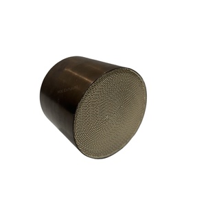 Konverter katalis metalik/keramik aliran tinggi kualitas tinggi pembawa sarang lebah untuk sistem knalpot standar OBD1/<span class=keywords><strong>2</strong></span> Euro <span class=keywords><strong>2</strong></span>/<span class=keywords><strong>3</strong></span>/4/5/6 - Product Image 1