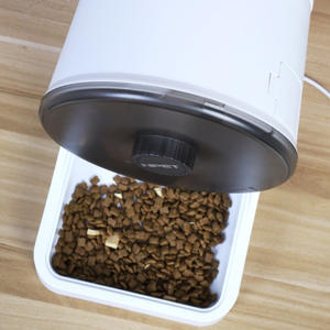Nouvelle mangeoire intelligente de haute qualité pour chats et <span class=keywords><strong>chiens</strong></span> avec alimentation automatique, contrôle à distance mobile, alimentation programmée, design détachable - Product Image 4