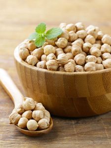 Garbanzos Secos Enteros, Legumbres Beige, Naturales, Orgánicos, Sin OMG, Altos en Proteínas, Aptos para Veganos, a Base de Plantas, Orissa, Larga Vida Útil - Product Image 5