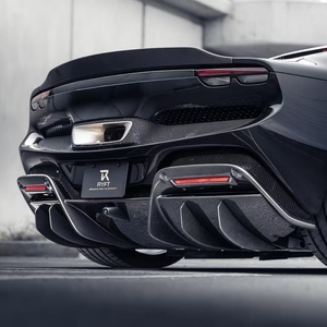 ชุดแต่งคาร์บอนไฟเบอร์สำหรับ Ferrari 296 รุ่นอัพเกรด FY Style ประกอบด้วยลิ้นกันชนหน้า ดิฟฟิวเซอร์ สปอยเลอร์ และสเกิร์ตข้าง - Product Image 5