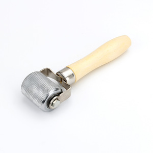 Rouleau de réparation de pneus, compresseur en nylon, outil manuel pour la réparation et le compactage des pneus - Product Image 4