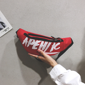 <span class=keywords><strong>Marsupio</strong></span> sportivo da <span class=keywords><strong>donna</strong></span> con lettera inclinata impermeabile - Product Image 1