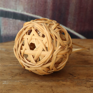 Cai Hongguang Handwoven Bamboo Basket Natural Color Decorative Vase Home Decoration - Product Image 4