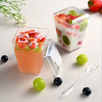 Groothandel Transparante Vierkante PET/PS Plastic Dessertbekerdeksel UV-druk Aangepaste Logo Mousse Cake Fruit Pudding