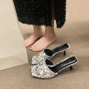 Sandales et pantoufles à bout carré pour femmes grandes tailles, style Guofeng, pour l'été, nouvelle collection - word916 - Product Image 4
