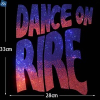 Service de conception personnalisée de strass thermocollants – Transfert de logo personnalisé pour le branding de boutiques et petites entreprises – Bling Pro
