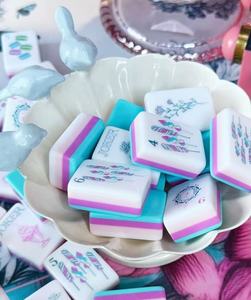 Jeu de tuiles de mahjong américain <span class=keywords><strong>en</strong></span> acrylique bleu <span class=keywords><strong>Paris</strong></span> Candy, design luxueux, idéal pour le divertissement <span class=keywords><strong>en</strong></span> groupe - Product Image 5