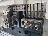 Tour CNC de type suisse haute précision SM205 avec alimentation automatique de barres, 2 broches