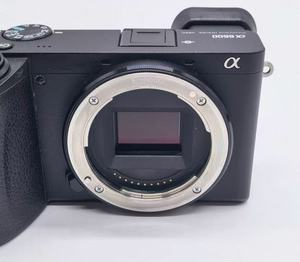 Cámara Sony A6600 APS-C sin Espejo Usada, Cuerpo de Cámara de 24.2MP, IBIS de 5 Ejes, Video 4K, Batería de Larga Duración, Buen Estado, Lista para Enviar - Product Image 5
